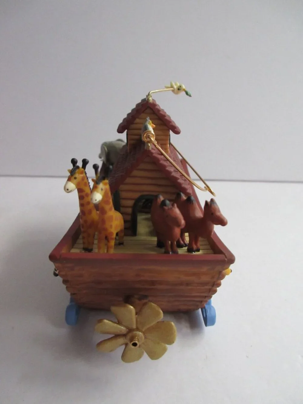 Hallmark Keepsake Ornament Noah's Ark Features Movement 2004 NEW in Box